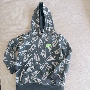 Nike Boys Sweatshirt Size 4/XS
